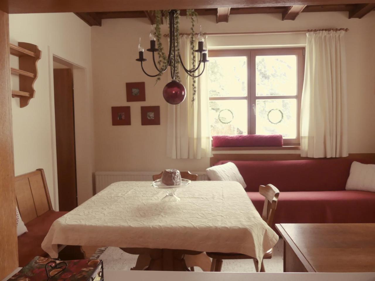 Ferienwohnungen Familie Wetzlinger Bad Kleinkirchheim Bagian luar foto